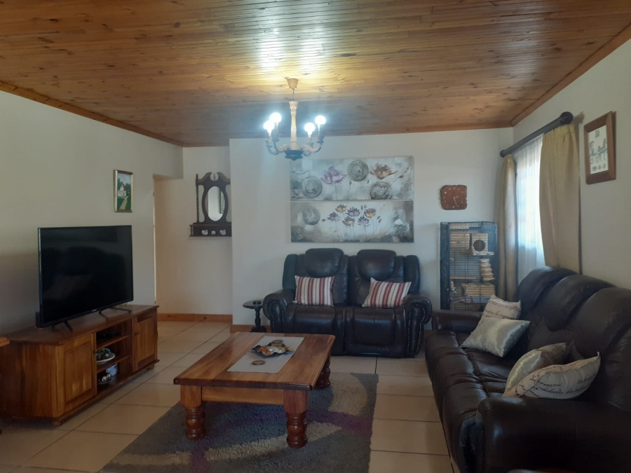 3 Bedroom Property for Sale in Kabega Park Eastern Cape